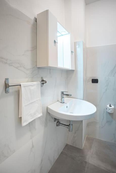 Al Torrente Apartment Monza - Milano + Free Wifi Seveso Exterior foto